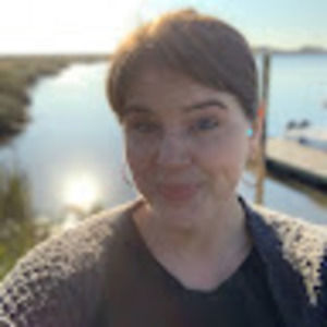 Meet your Posher, Julie